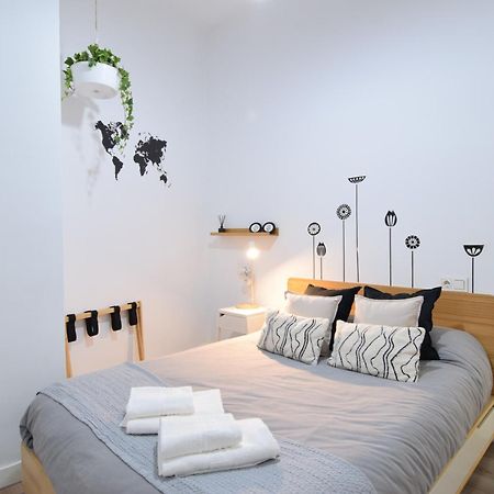 Apartamento Atarazanas Malaga Centro Historico Kültér fotó