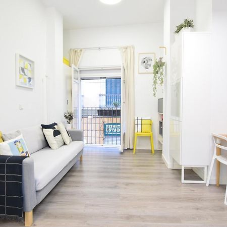 Apartamento Atarazanas Malaga Centro Historico Kültér fotó