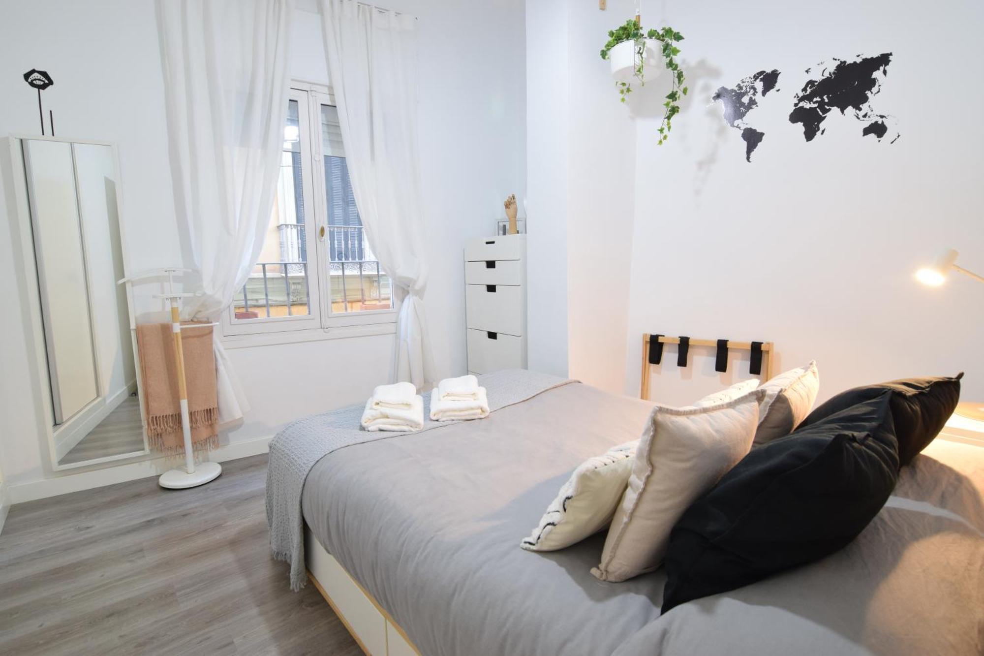 Apartamento Atarazanas Malaga Centro Historico Kültér fotó