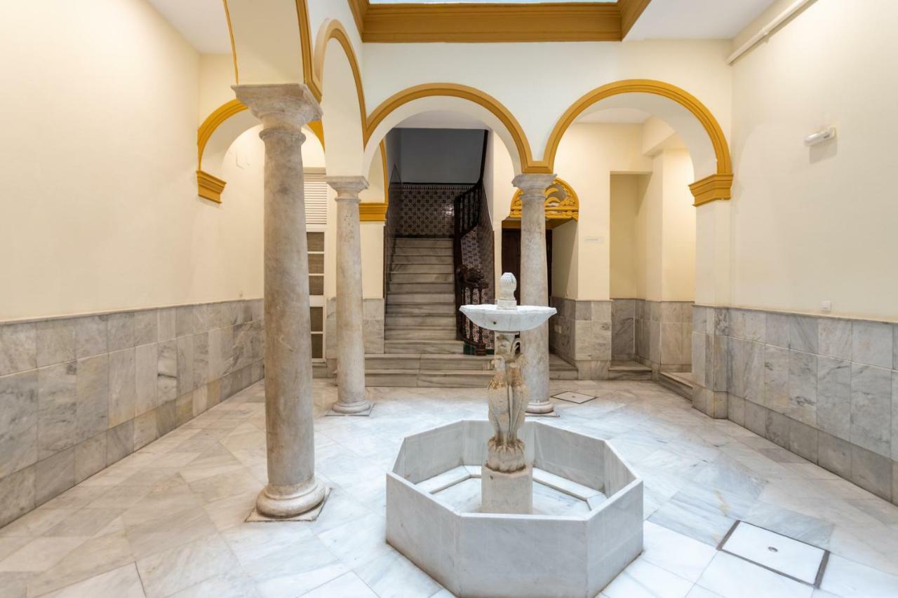 Apartamento Atarazanas Malaga Centro Historico Kültér fotó